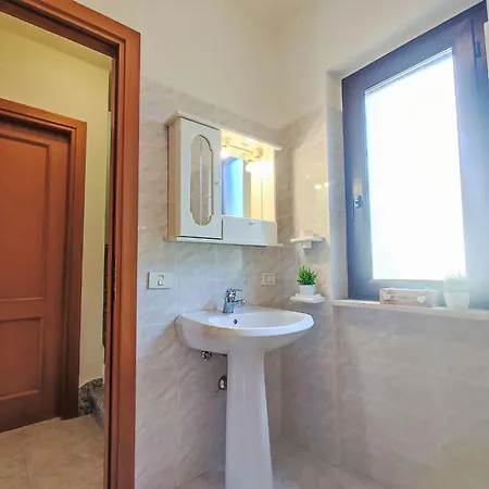 Lejlighed Remo By Interhome Tanaunella